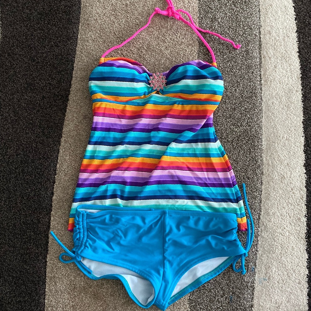 Candie’s 2 piece tankini swimsuit